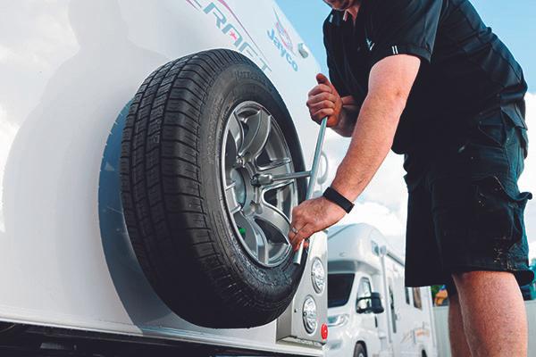 How to change a caravan tyre